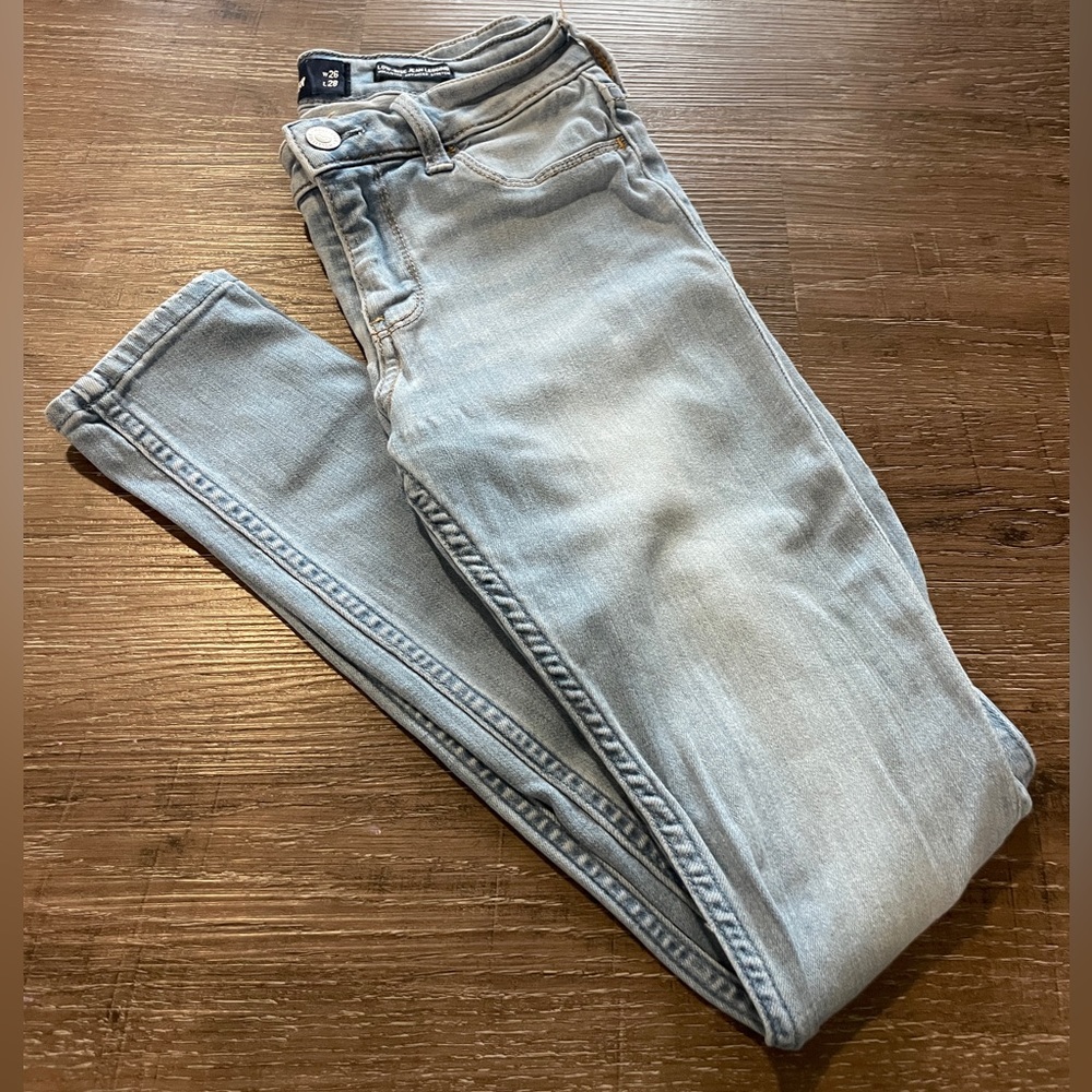 Hollister Low-rise Light Blue/Gray Skinny Jeans Jeggings Stretchy 3R W26 L28